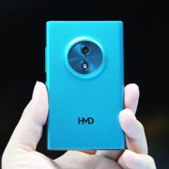 HMD Touch AI: điện thoại phổ thông ‘mượn’ phong cách Lumia, chạy AI từ đám mây