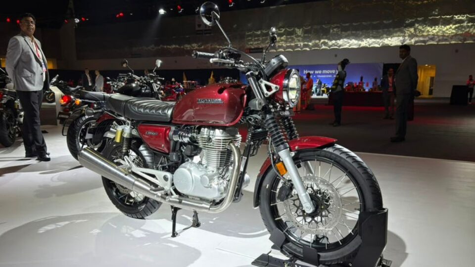 Honda CB500: Khởi Đầu Mới Cho Phân Khúc Xe Hoài Cổ 501cc