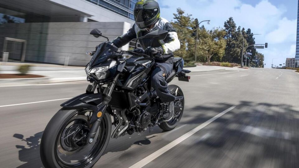 Kawasaki Z400 2027: Cuộc Cách Mạng Trong Thế Giới Naked-Bike