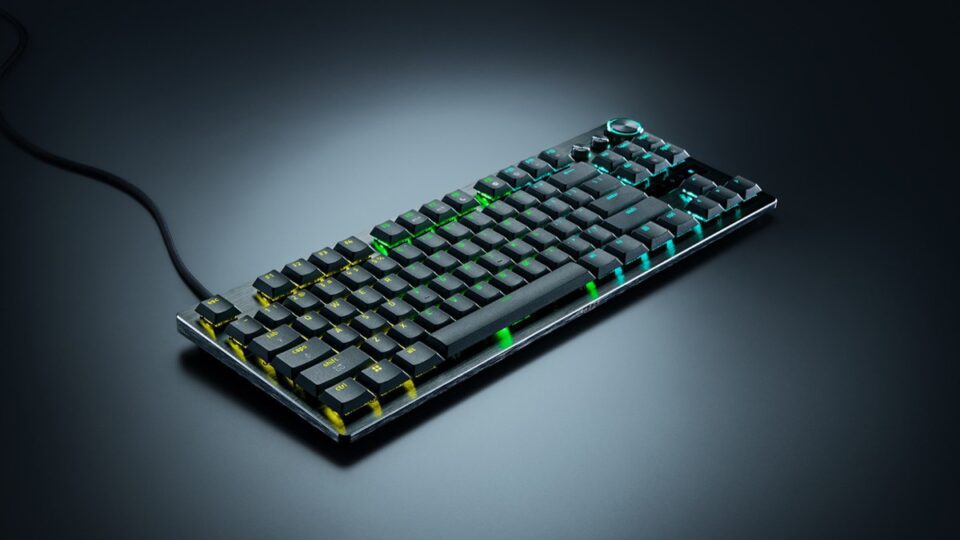 Razer Huntsman V3 Pro Low‑Profile: bàn phím esports với switch quang học analog và polling 8KHz