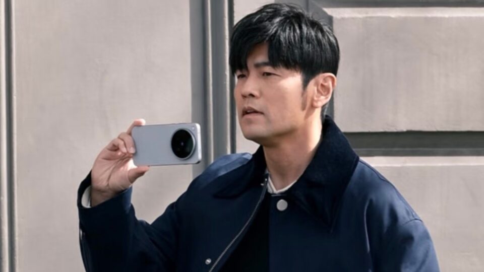 Ảnh đường phố hé lộ chi tiết camera của vivo X500 Pro Max, nhưng vẫn cần xác nhận