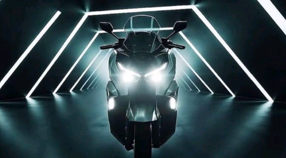 TEYIN thách thức phân khúc tay ga: hai xi-lanh 398cc và mẫu 150cc sàn phẳng