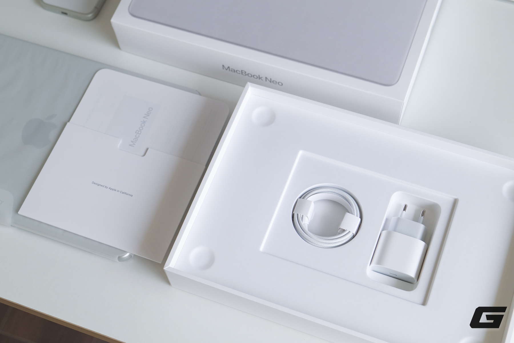Đây rồi MacBook Neo chính hãng Việt Nam: Thiết kế quá ngon trong tầm giá, hứa hẹn thu hút không ít người dùng Win chuyển sang- Ảnh 4. Đây rồi MacBook Neo chính hãng Việt Nam: Thiết kế quá ngon trong tầm giá, hứa hẹn thu hút không ít người dùng Win chuyển sang- Ảnh 4.