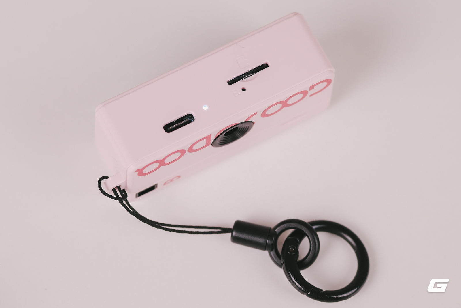 genk-goojodoq-mini-thumb-camera-15-1773997667509118798557 Máy ảnh bé bằng ngón tay cái giá 300.000 đồng - chụp ra ảnh thế nào mà giới trẻ 'phát cuồng - Ảnh 20.