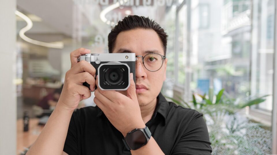 Fujifilm GFX100RF: Khi medium‑format 102MP trở nên di động cho nhiếp ảnh phố