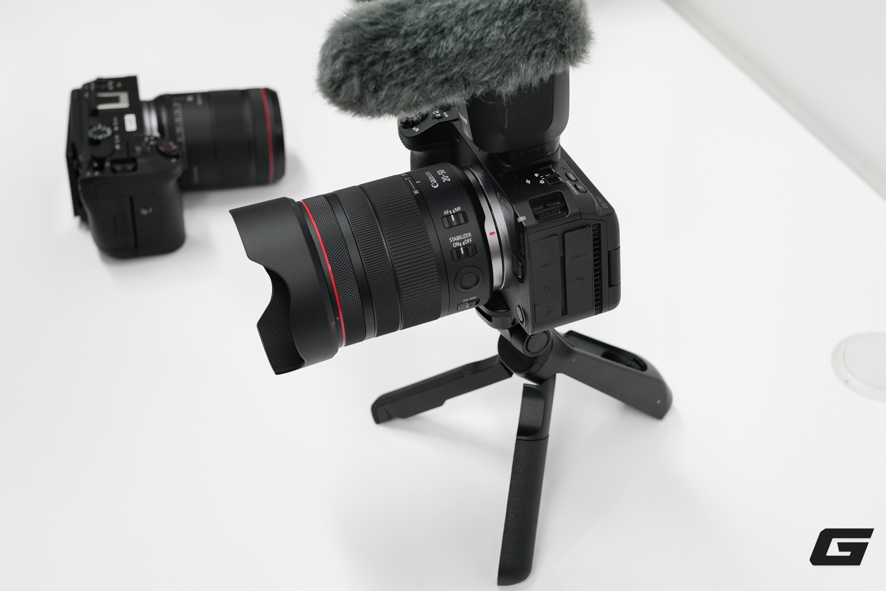 Canon EOS R6 V chính thức ra mắt tại Việt Nam: Máy quay full-frame 7K cho thế hệ creator mới- Ảnh 9. Canon EOS R6 V chính thức ra mắt tại Việt Nam: Máy quay full-frame 7K cho thế hệ creator mới- Ảnh 9.