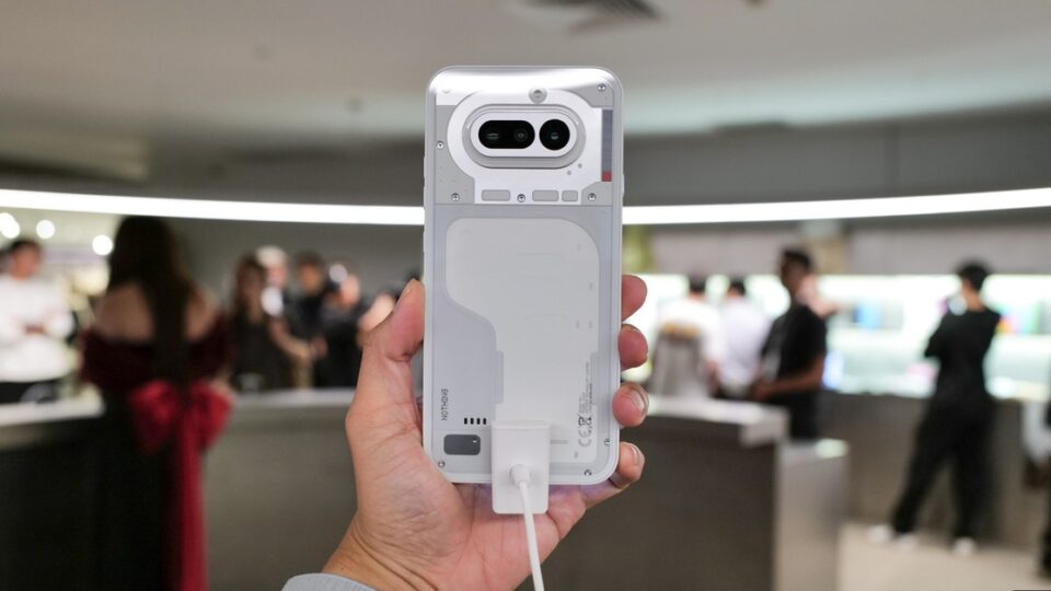 Nothing ra mắt chính thức ở Việt Nam: Phone (4a) series và Headphone (a) hướng tới phong cách cá nhân