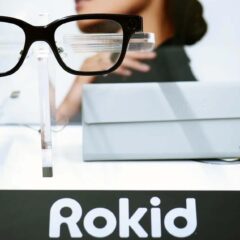 Rokid Glasses — Kính AI nhẹ, camera 12 MP và điều khiển bằng giọng nói