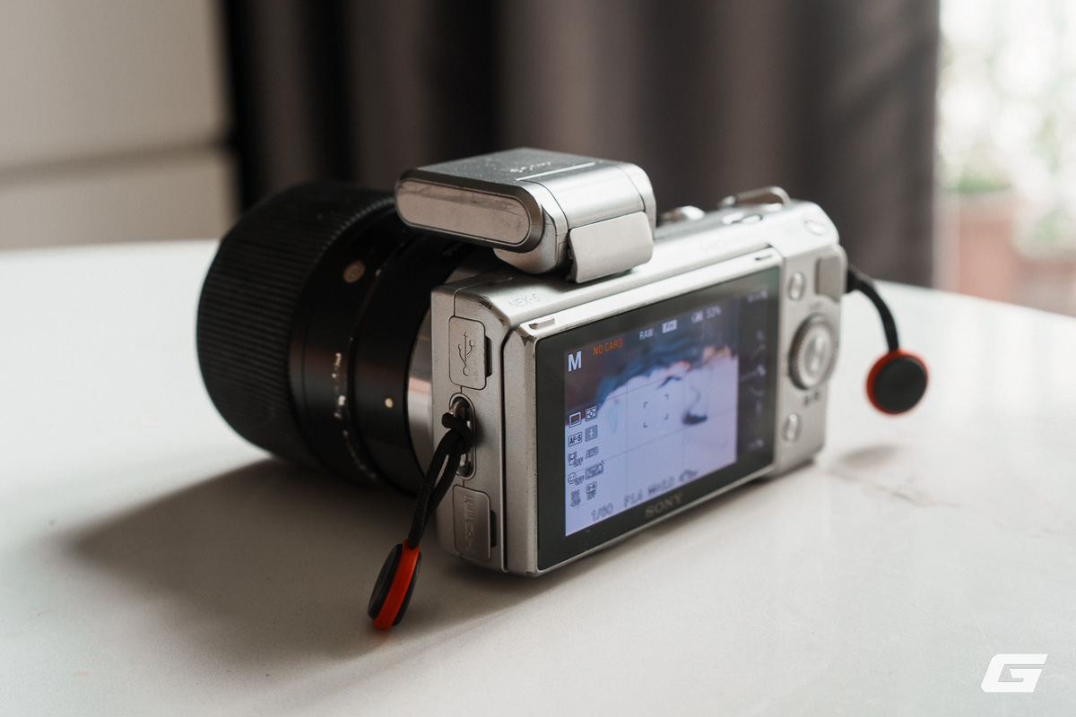 Tôi mua máy ảnh Sony giá 3,5 triệu từ 2010: Chụp vẫn đẹp, nét căng từng pixel nhưng chỉ hợp với hội