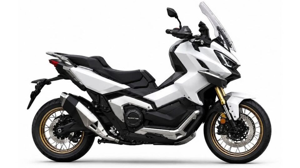 Khi scooter tiến lên tầm 900cc: QJMotor X-Adventure 900 và tham vọng 95 mã lực
