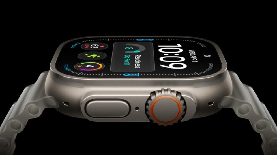 Apple Watch Ultra 4: Đồng hồ thể thao với pin 50 giờ, GPS siêu chính xác và AI âm thanh
