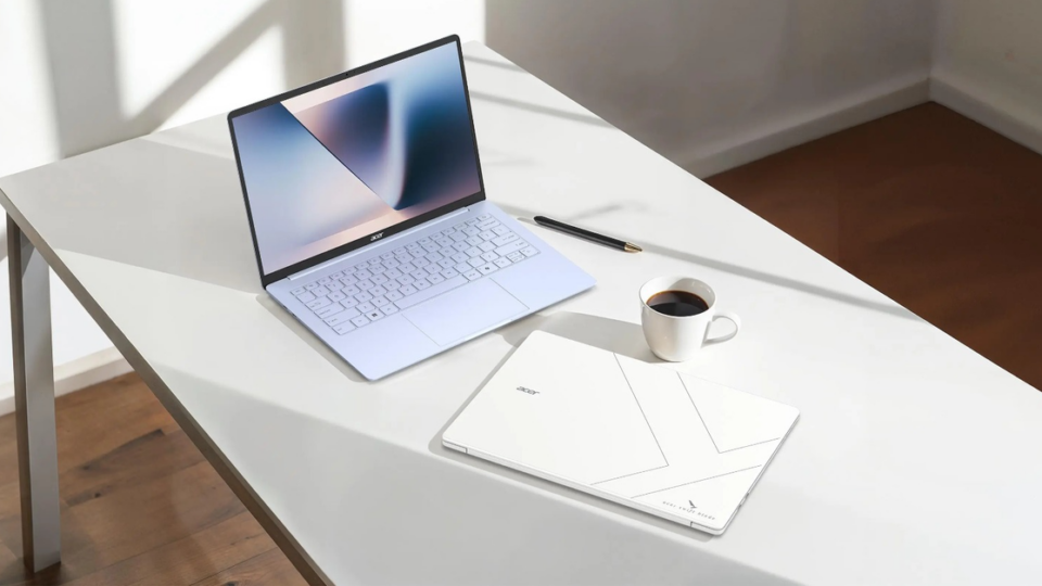 Acer Swift Blade 14 — laptop 14 inch siêu nhẹ 799 g và những đánh đổi cần biết